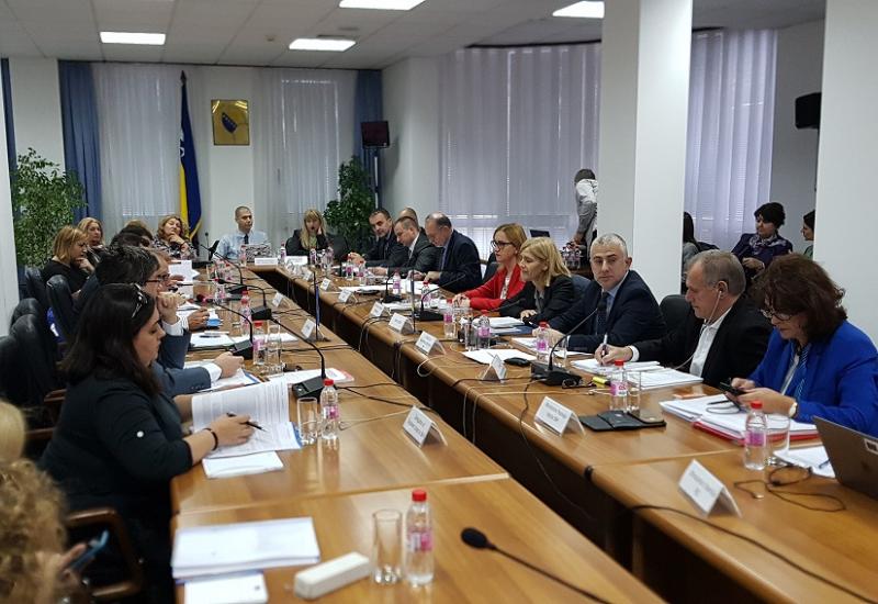 Treći sastanak - Većim plaćama poslodavci žele zadržati radnike u BiH